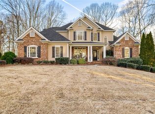 541 Sterling Water Dr, Monroe, GA