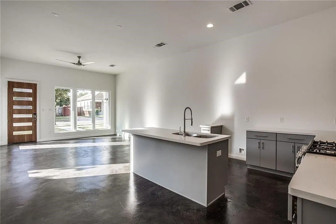 2 bed, 2.5 bath, 1665 sqft, $2,800 — Photo 4