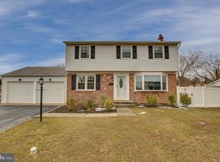 229 Crestview Rd, Hatboro, PA 19040
