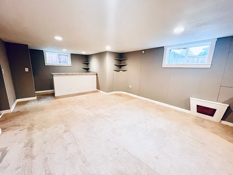 1202 S Cloverdale St — Photo 24