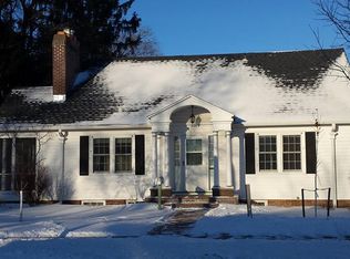 806 S Main St, Ogdensburg, WI 54981