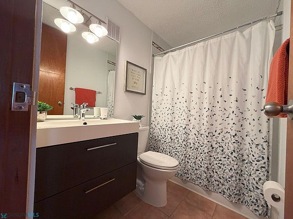 5th image of 11 Casa Del Mnr #2-31