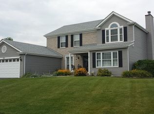 700 Providence Dr, Algonquin, IL