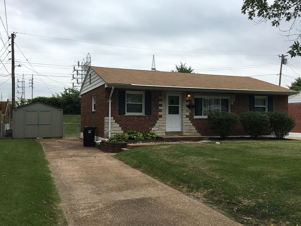 1st image of 448 Tiffany Dr