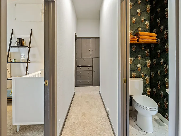 Hallway to bedrooms