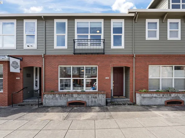 1405 NE Village St, Fairview, OR 97024