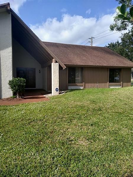 1st image of 4951 NW 85th Ave