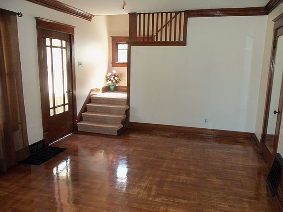 New carpeting on stairs