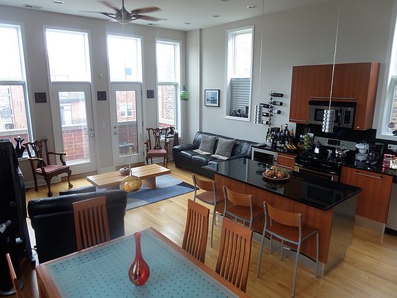 4th image of 1456 N Artesian Ave #Ps3