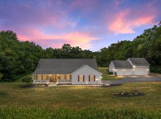 9800 Wolfe Rd, Walkersville, MD 21793