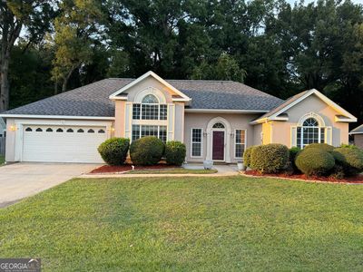 210 Golden Eagle Dr, Kathleen, GA, 31047