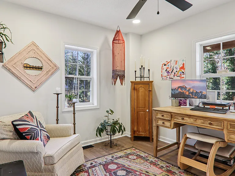 14 Lamplighter Ln — Photo 13