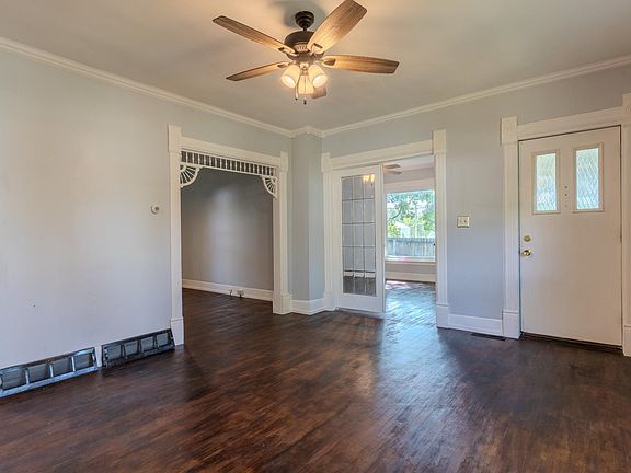 3rd image of 211 West St