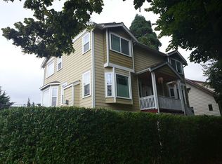 4122 SW Walker St, Seattle, WA 98116