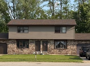 6961 Eisenhower Ave, Portage, IN 46368