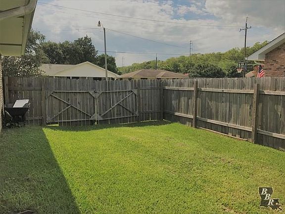 5th image of 1701 Elk St