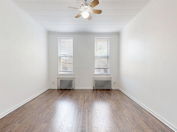4th image of 1941 Gates Ave #2R