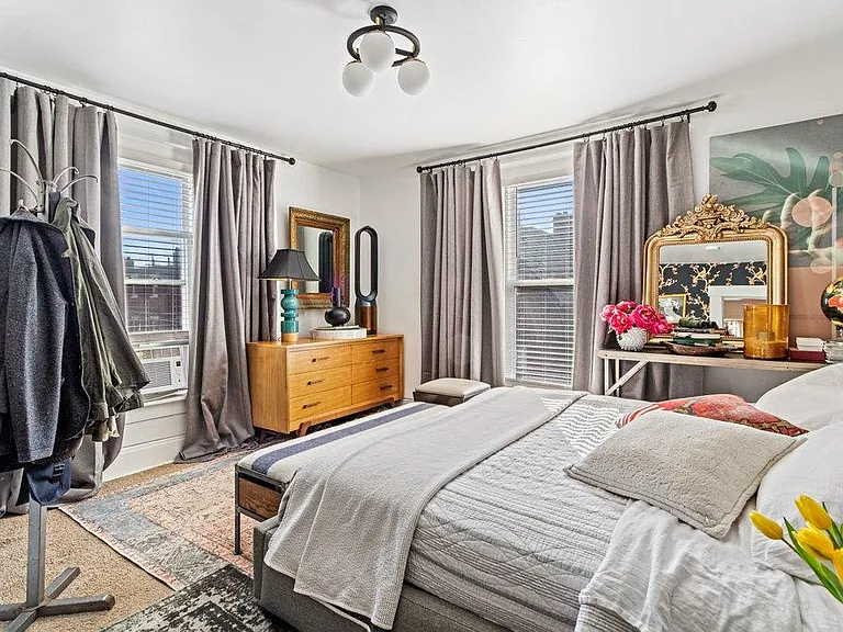 383 Schiller Aly — Photo 12