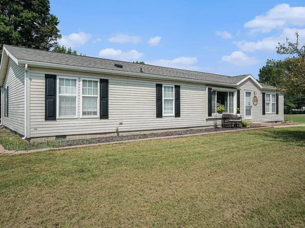 1801 Indian Trl, Warsaw, IN 46580