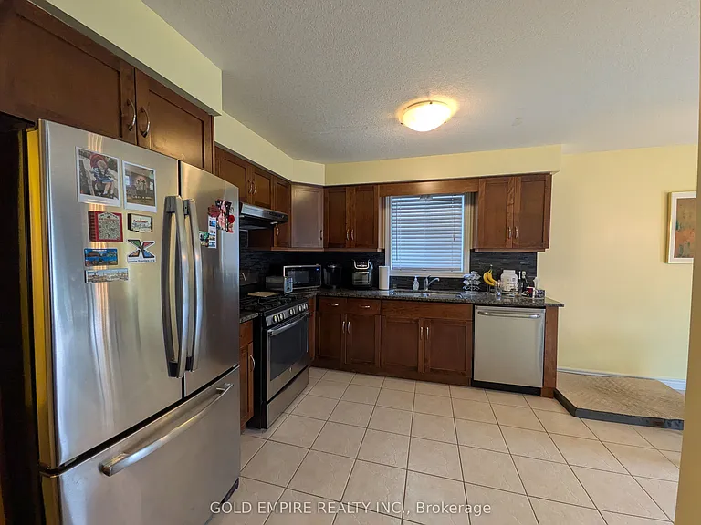 1834 Reilly Walk — Photo 4