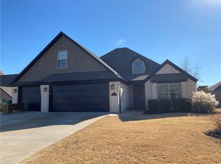 1220 Spring Hollow Rd, Bentonville, AR 72713