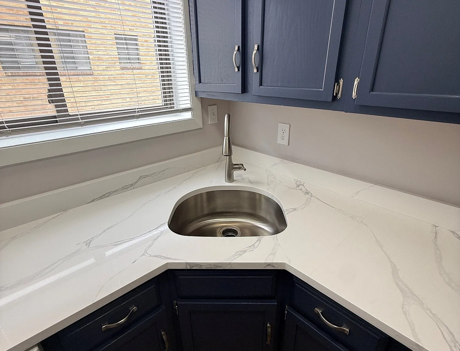 75 & 77 Elm Street — Photo 3