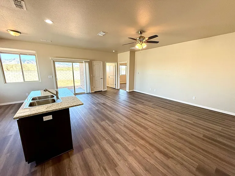 3611 Charleston Loop — Photo 10