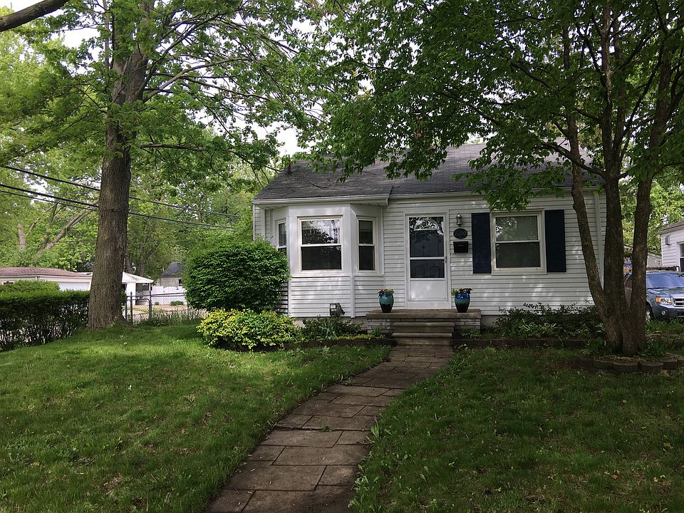 1st image of 2280 Royal Ave