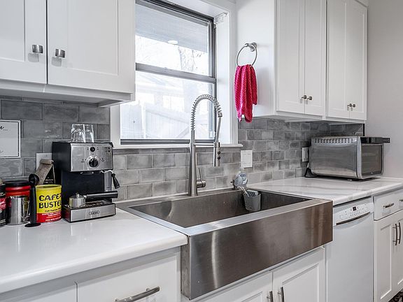 5th image of 9311 Irish Moss Dr