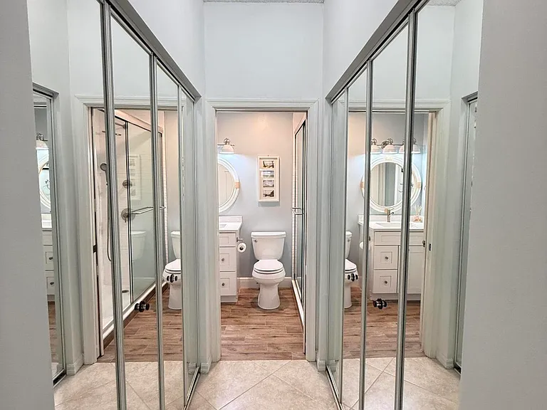 225 N Lakeshore Dr — Photo 48