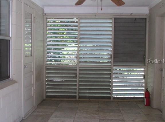 5th image of 215 Agua Vista St