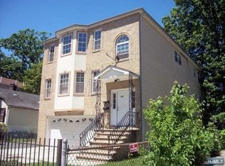 159 S Clinton St, East Orange, NJ