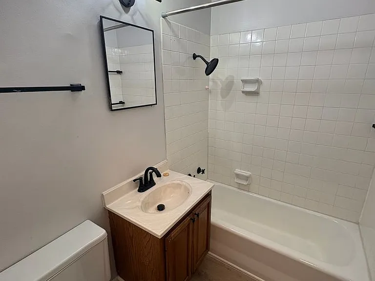 615 W 15th St #700-S — Photo 28