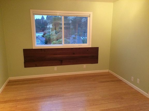 4th image of 233 Reichling Ave