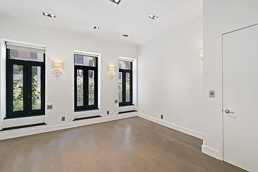 Rented by Nest Seekers International