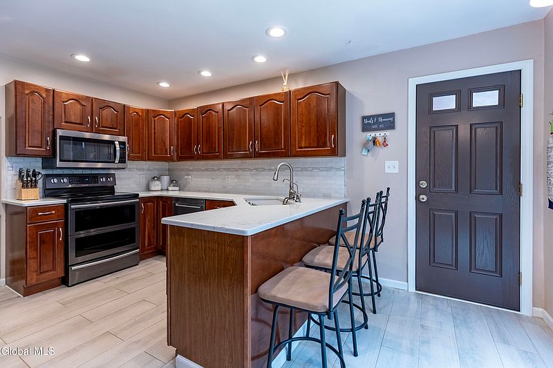 5th image of 1309 PARTRIDGE Drive