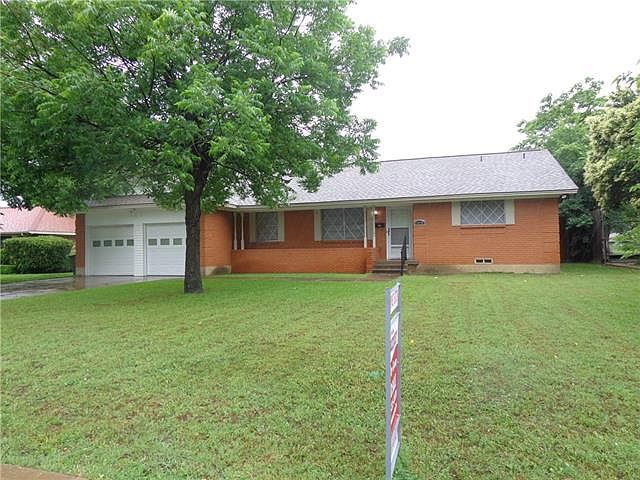 1st image of 315 Dalton Dr