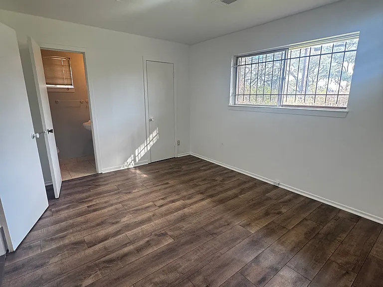 4323 Oakside Dr — Photo 8