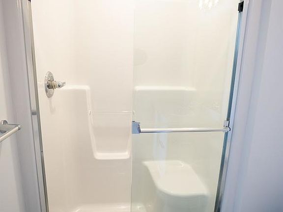 5th image of 2464 Francis St #A