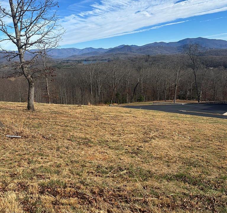 1st image of 24 Jack Rabbit Rd