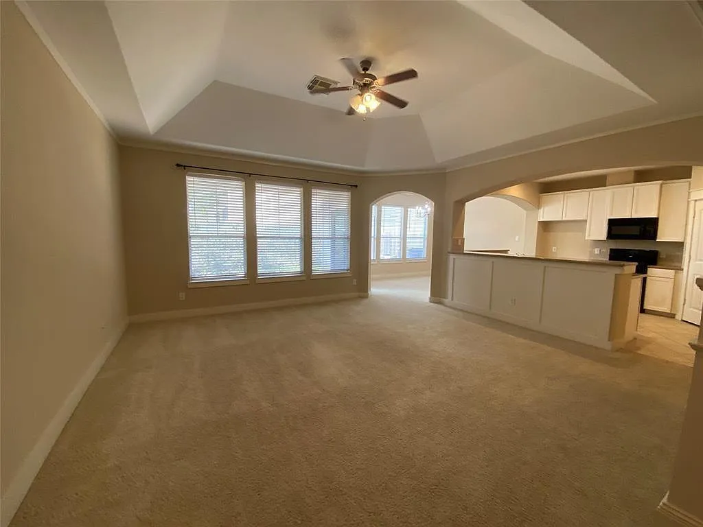 2833 Seaside Drive — Photo 3