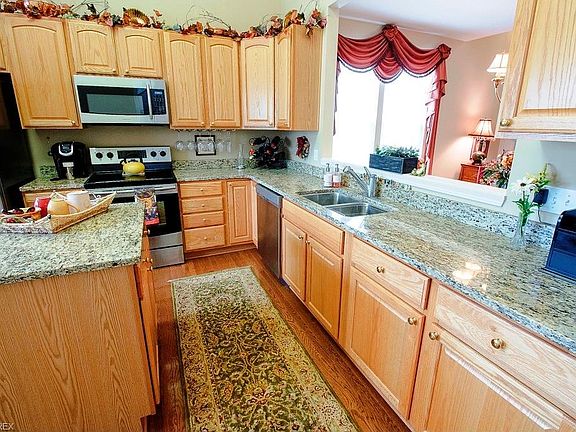 5th image of 7720 Woodstar Ln #59