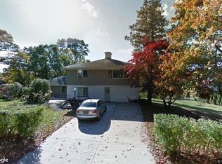 16 Shamrock Rd #B, Rocky Pt, NY 11778