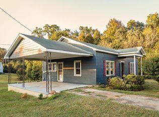 2113 Camp Creek Rd, Mount Airy, GA 30563