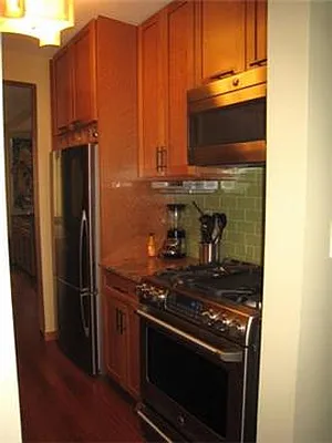 Sold by Remax at the Battery | media 14