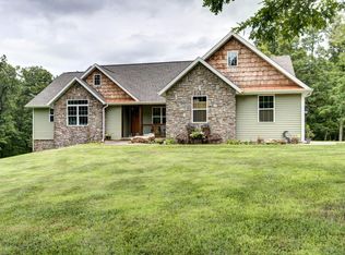 6488 N Lakeland Dr, Strafford, MO 65757