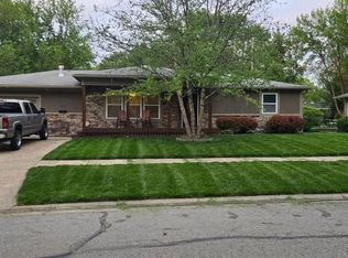 519 S Locust St, Gardner, KS 66030