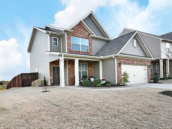 2nd image of 605 Troutdale Ln