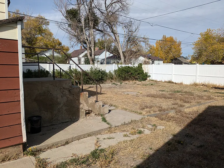 109 S 8th St — Photo 3