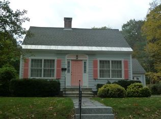 117 Beacon St, Greenfield, MA 01301
